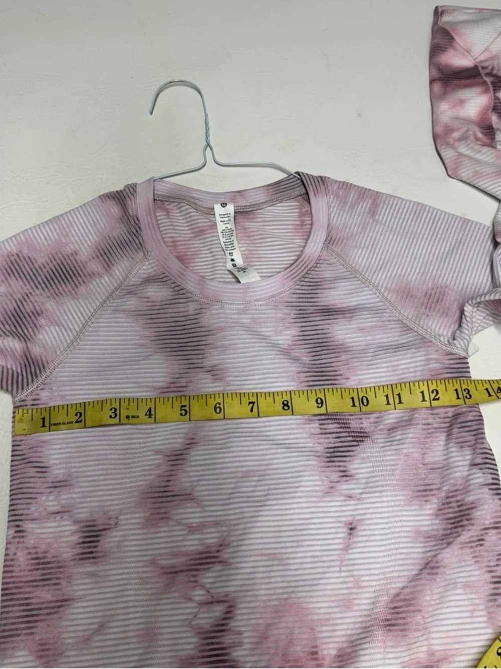 lululemon athletica swiftly tech Women's Pink Tie-Dye Long Sleeve Ribbed Top 4